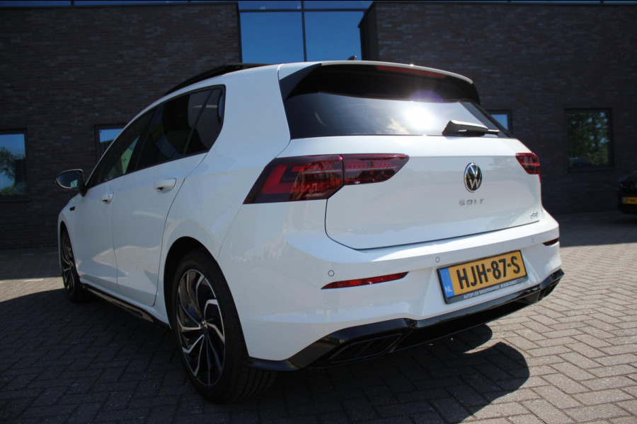 Volkswagen Golf 1.5 eTSI R-Line