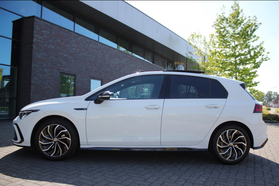 Volkswagen Golf 1.5 eTSI R-Line