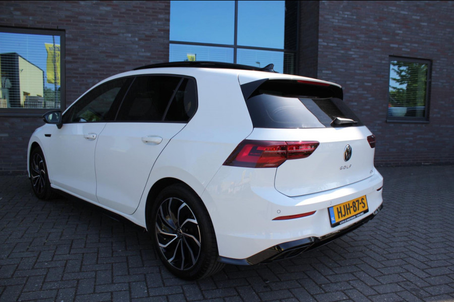 Volkswagen Golf 1.5 eTSI R-Line
