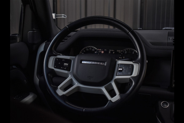 Land Rover Defender 3.0 D200 90 MHEV SE | LEDER | MERIDIAN SURROUND | 360 CAMERA | TREKHAAK | KEYLESS ENTREE | BLIS |