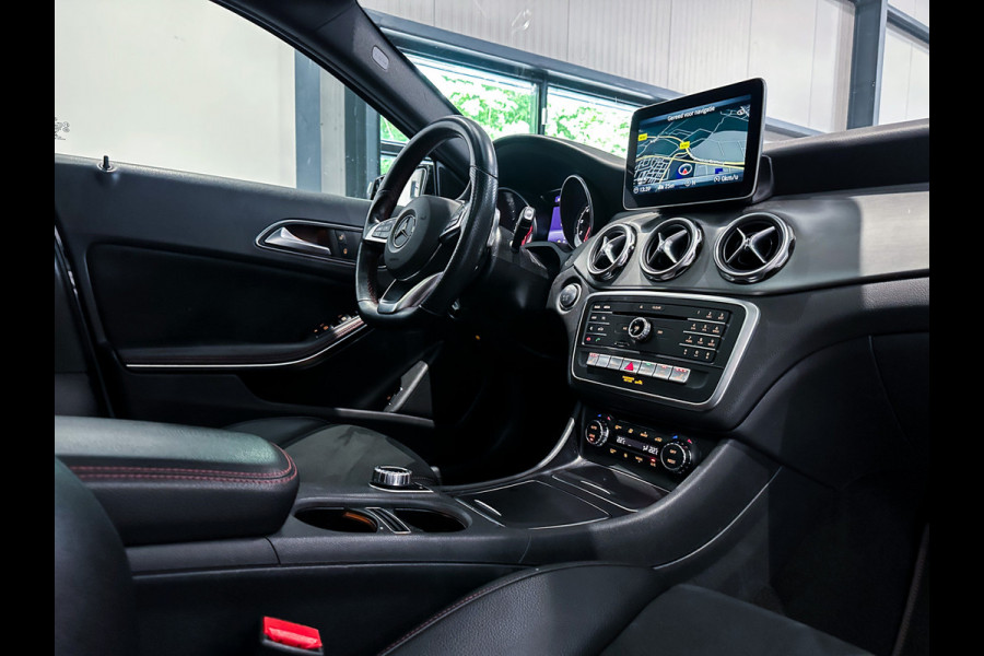 Mercedes-Benz GLA 180 AMG Night Edition |NL NAP|Panorama|Camera|Keyless