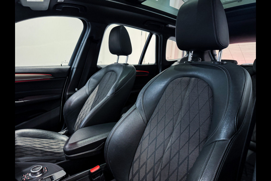 BMW X1 sDrive20i High Executive |Panorama|Trekhaak|LED