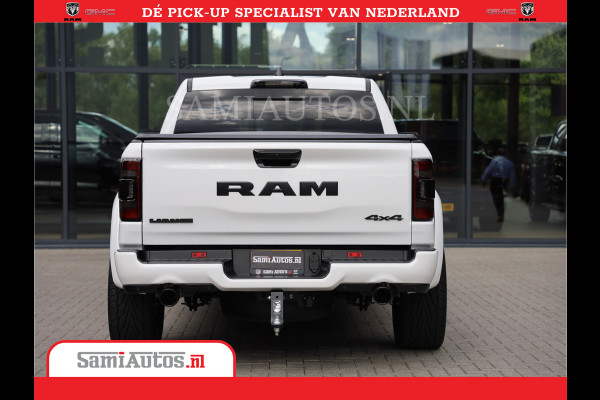 Dodge Ram 1500 Laramie Night | V8 5,7 402HP | Krachtige Hemi | Comfortabele Dubbele Cabine met Royale 5 Zitplaatsen | BPM vrij | Nu Leverbaar uit Voorraad | Voorraad Nr 2015 - 4725