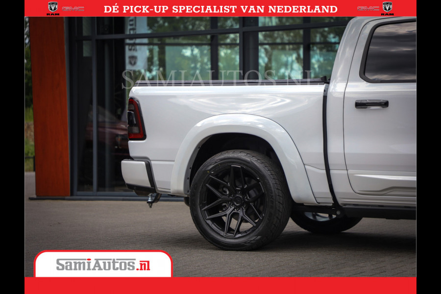Dodge Ram 1500 Laramie Night | V8 5,7 402HP | Krachtige Hemi | Comfortabele Dubbele Cabine met Royale 5 Zitplaatsen | BPM vrij | Nu Leverbaar uit Voorraad | Voorraad Nr 2015 - 4725