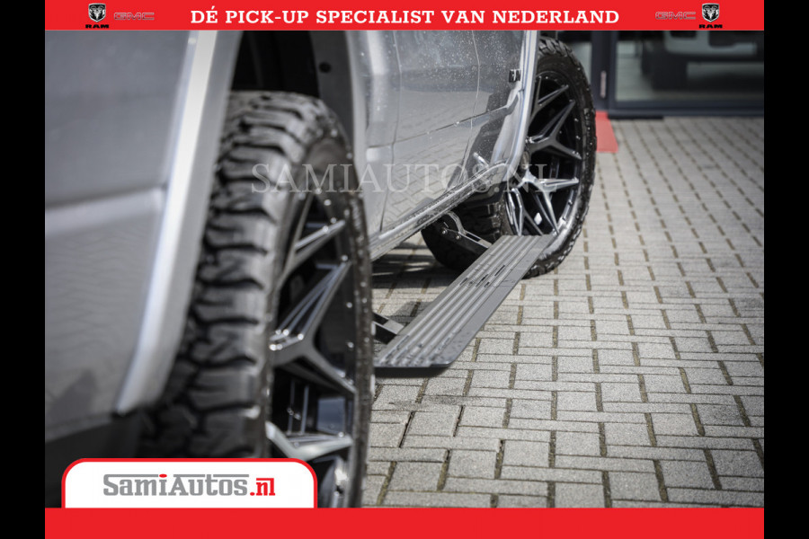 Dodge Ram 1500 Night Premium | Full Option | De Meest Luxe Pick-Up in zijn Klasse | Comfortabele Dubbele Cabine met Royale 5 Zitplaatsen | BPM vrij | Nu Leverbaar uit Voorraad | Voorraad Nr 2215 - 4984