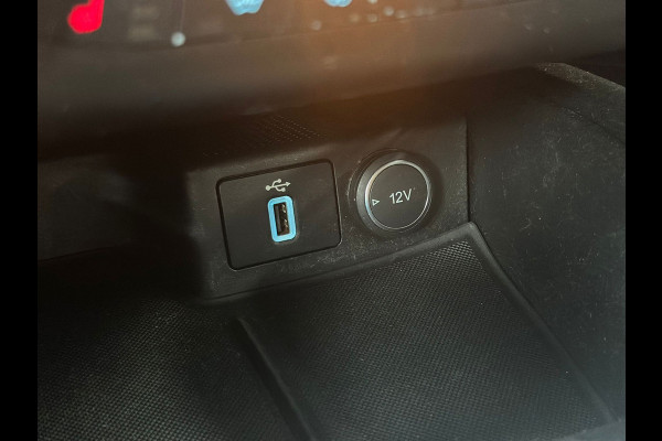Ford Focus 1.0 EcoBoost Titanium Business, Navi, PDC, Stoelverwarming