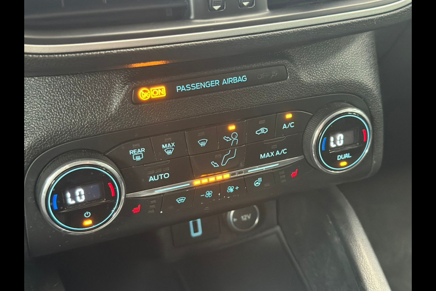 Ford Focus 1.0 EcoBoost Titanium Business, Navi, PDC, Stoelverwarming