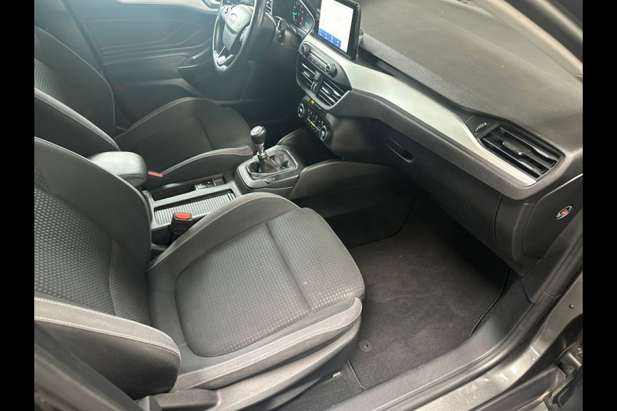 Ford Focus 1.0 EcoBoost Titanium Business, Navi, PDC, Stoelverwarming