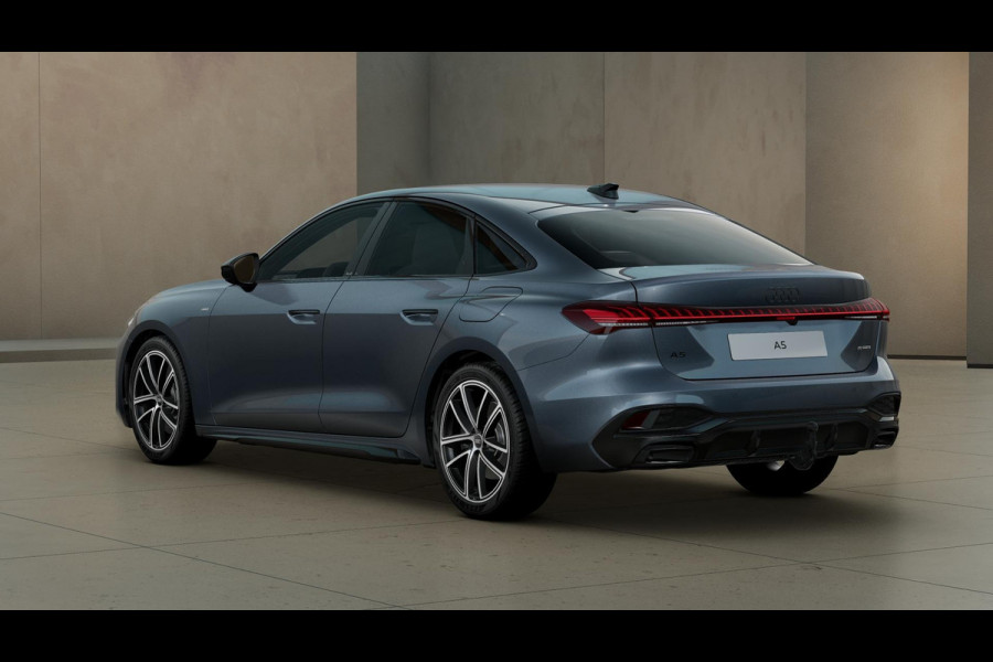 Audi A5 Limousine 2.0 e-hybrid quattro S edition adapative cruise control, comfortsleutel, omgevingscamera's, MMI bijrijdersscherm, TREKHAAK, optiek zwart glanzend, LM velgen 19", leder interieur
