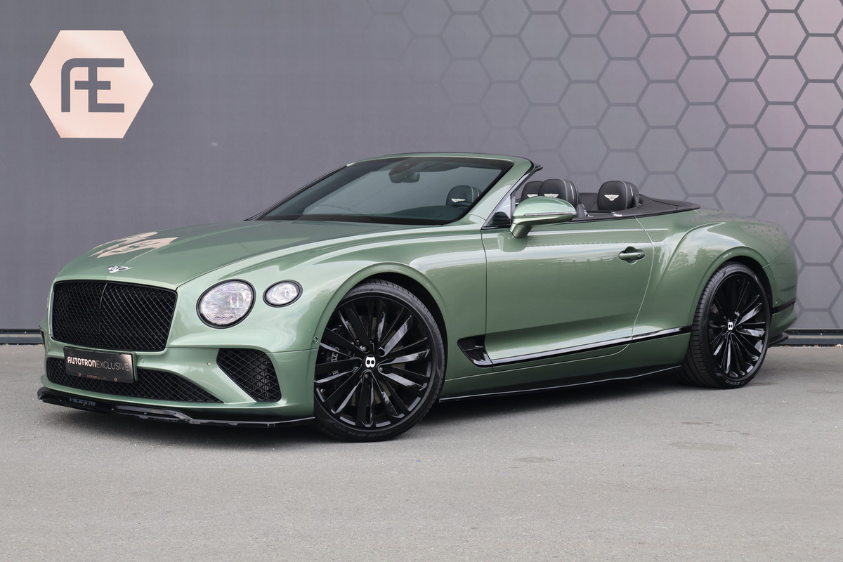 Bentley Continental GTC 4.0 V8 | SPEED DESIGN | ALPINE GREEN | NEW BENTLEY SERVICE | SPORTUITLAAT | NEKVERWARMING | STUURWIELVERWARMING | STOELKOELING/V Bentley Continental GTC 4.0 V8 | SPEED DESIGN | ALPINE GREEN | NEW BENTLEY SERVICE | SPORTUITLAAT | NEKVERWARMING | STUURWIELVERWARMING | STOELKOELING/V