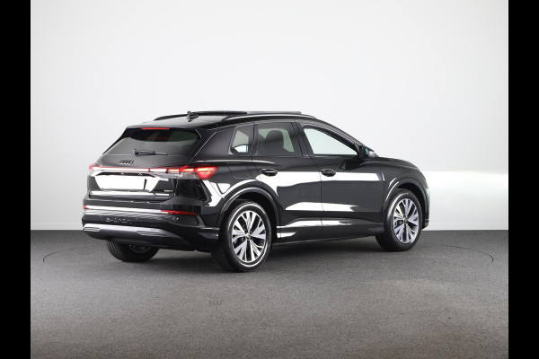 Audi Q4 e-tron 45 quattro Advanced edition 82 kWh Panoramadak, assistentiepakket, comfortpakket, optiekpakket zwart plus, privacy glass