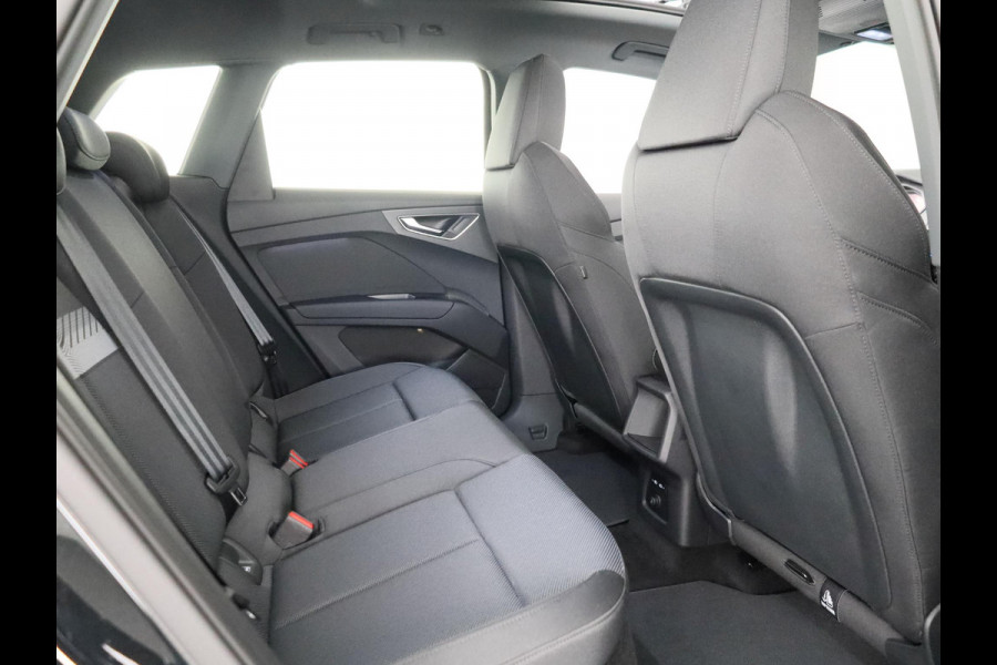 Audi Q4 e-tron 45 quattro Advanced edition 82 kWh Panoramadak, assistentiepakket, comfortpakket, optiekpakket zwart plus, privacy glass