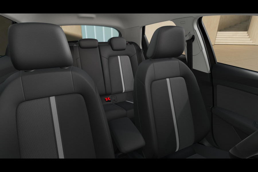 Audi A1 25 TFSI Advanced edition optiek pakket zwart, automatische airconditioning, LM velgen 17"