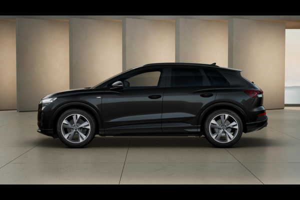 Audi Q4 e-tron 45 quattro S Edition 82 kWh assistentiepakket plus, comfortpakket, privacy glass, optiekpakket zwart plus, LM velgen 20"