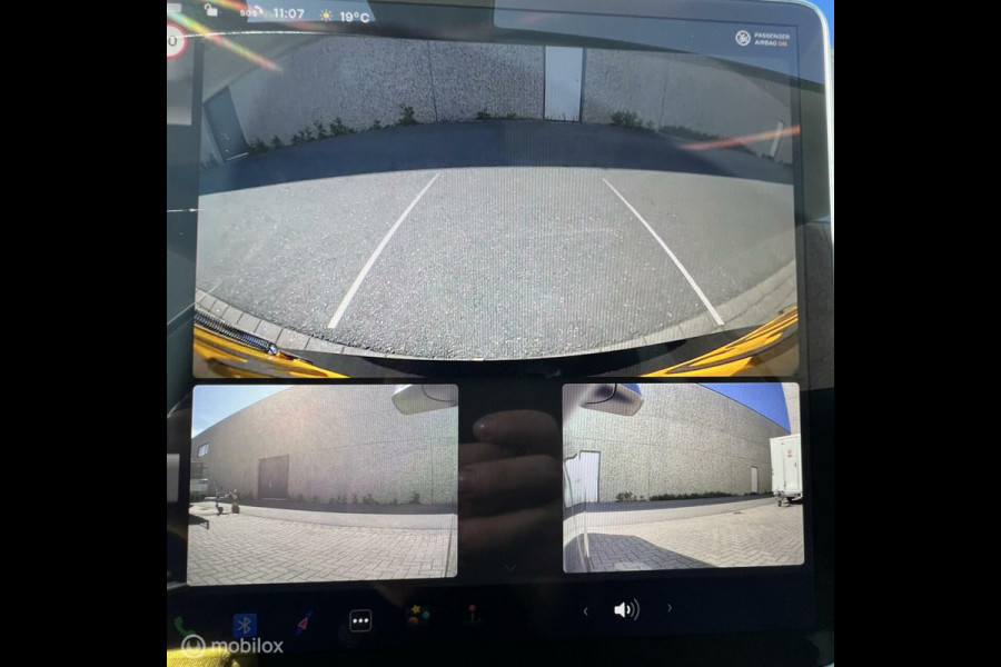 Tesla Model 3 Performance Zwart MiC + EAP