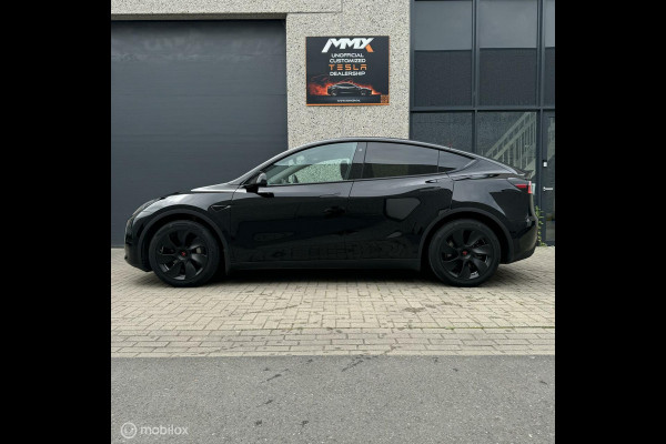 Tesla Model Y 2024 RWD MiC AMD RYZEN MMX PACK