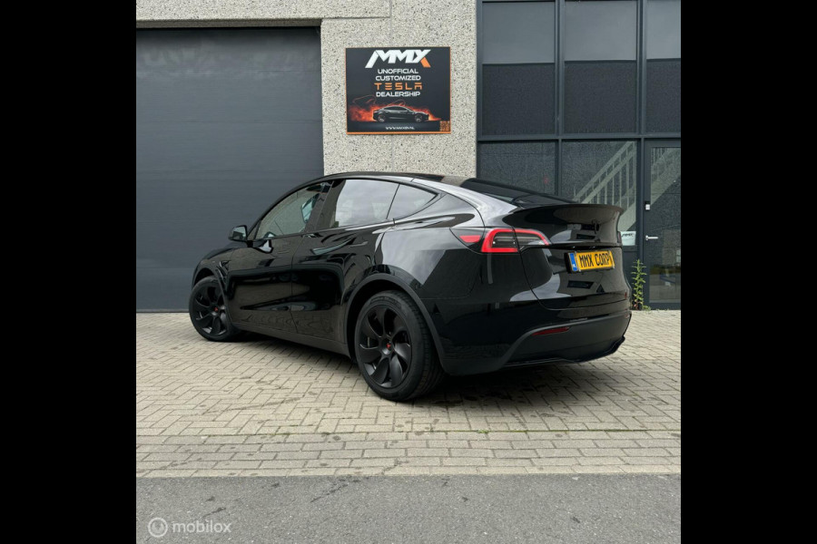 Tesla Model Y 2024 RWD MiC AMD RYZEN MMX PACK