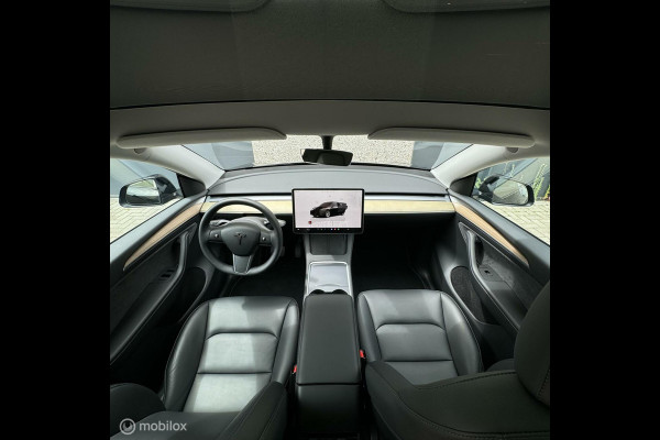 Tesla Model Y 2024 RWD MiC AMD RYZEN MMX PACK