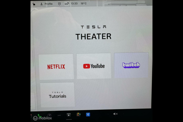 Tesla Model Y 2024 RWD MiC AMD RYZEN MMX PACK