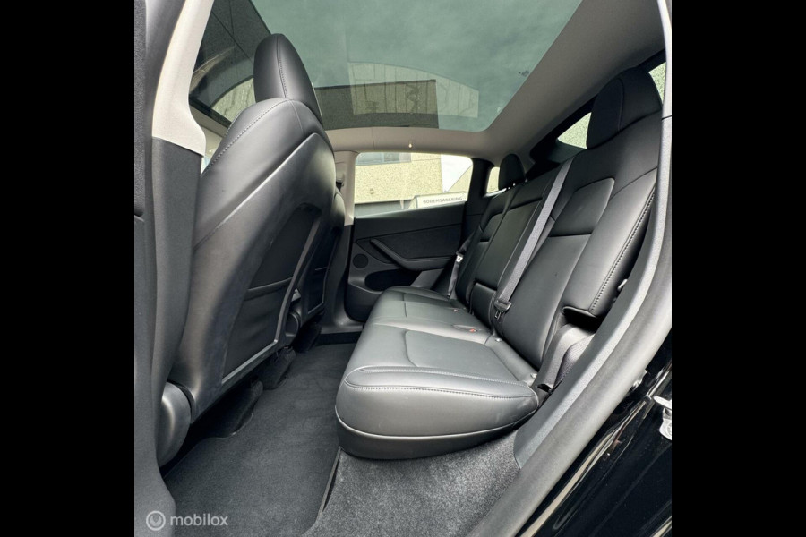 Tesla Model Y 2024 RWD MiC AMD RYZEN MMX PACK