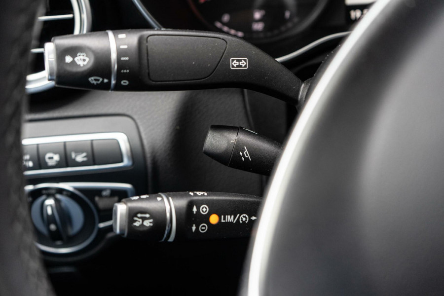 Mercedes-Benz GLC 350e 4MATIC AMG Burmester / Pano / 360
