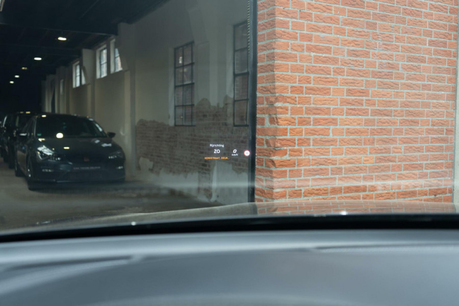 Mercedes-Benz GLC 350e 4MATIC AMG Burmester / Pano / 360