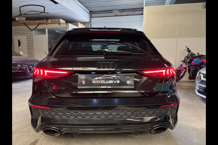 Audi A3 Sportback 2.5 TFSI RS 3 quattro RS ZETELS | PANO | ACC | LANE | ELEKTRISCHE STOELEN