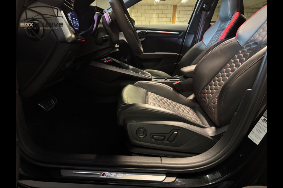 Audi A3 Sportback 2.5 TFSI RS 3 quattro RS ZETELS | PANO | ACC | LANE | ELEKTRISCHE STOELEN