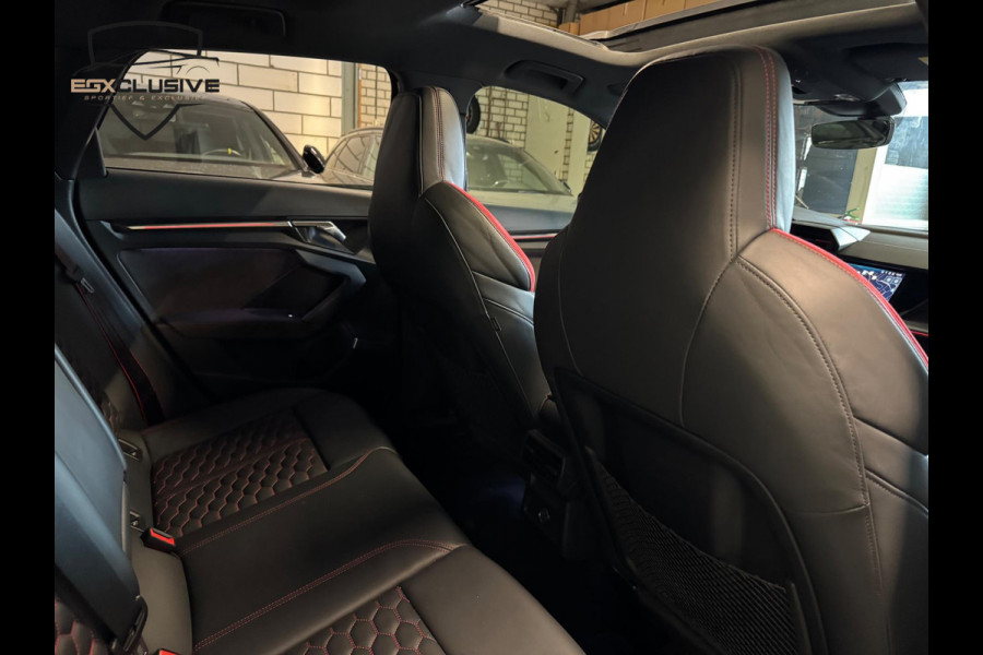 Audi A3 Sportback 2.5 TFSI RS 3 quattro RS ZETELS | PANO | ACC | LANE | ELEKTRISCHE STOELEN