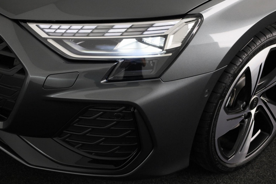 Audi A3 Limousine 35 TFSI S edition 150pk S-tronic | Private lease vanaf € 811,- pm | Facelift | Audi Connect nav&Info plus |  19 inch lichtmetalen velgen | Achteruitrijcamera