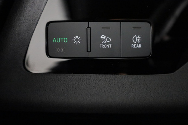 Audi A3 Limousine 35 TFSI S edition 150pk S-tronic | Private lease vanaf € 811,- pm | Facelift | Audi Connect nav&Info plus |  19 inch lichtmetalen velgen | Achteruitrijcamera