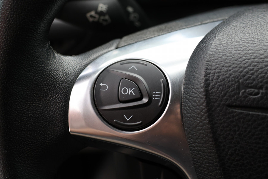 Ford Transit Connect 1.5 EcoBlue L2 Sport 120 PK | 8-Traps Automaat | L+R Schuifdeur | Navigatie | Camera | CarPlay | Keyless Go | Climate control | Stoelverwarming | Trekhaak | Lederen bekleding | DAB | Dealer onderhouden