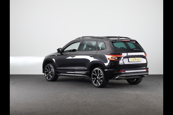 Škoda Karoq 1.5 TSI ACT Sportline Business 150pk DSG | Panoramadak | 19 inch Lichtmetalen velgen | Navigatie | Virtual Cockpit