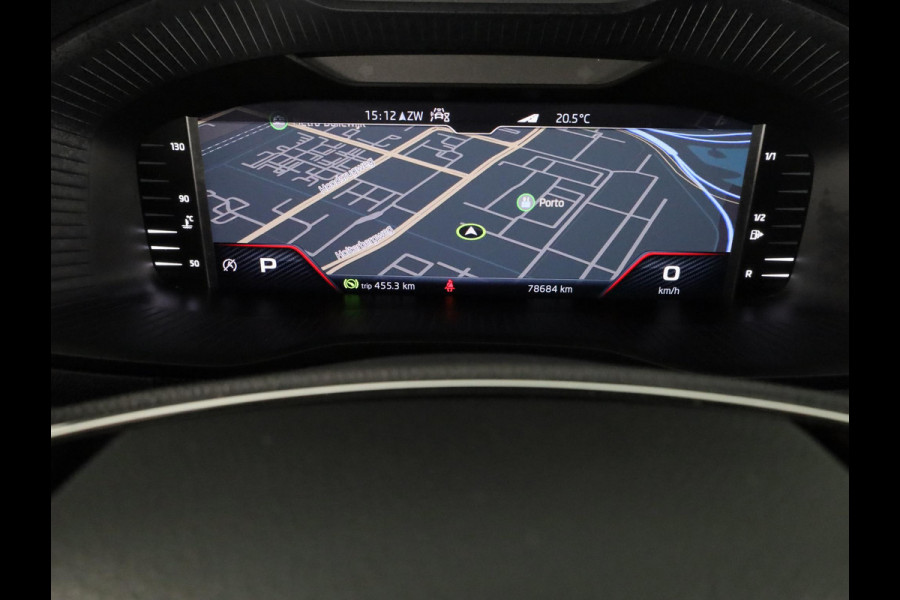Škoda Karoq 1.5 TSI ACT Sportline Business 150pk DSG | Panoramadak | 19 inch Lichtmetalen velgen | Navigatie | Virtual Cockpit