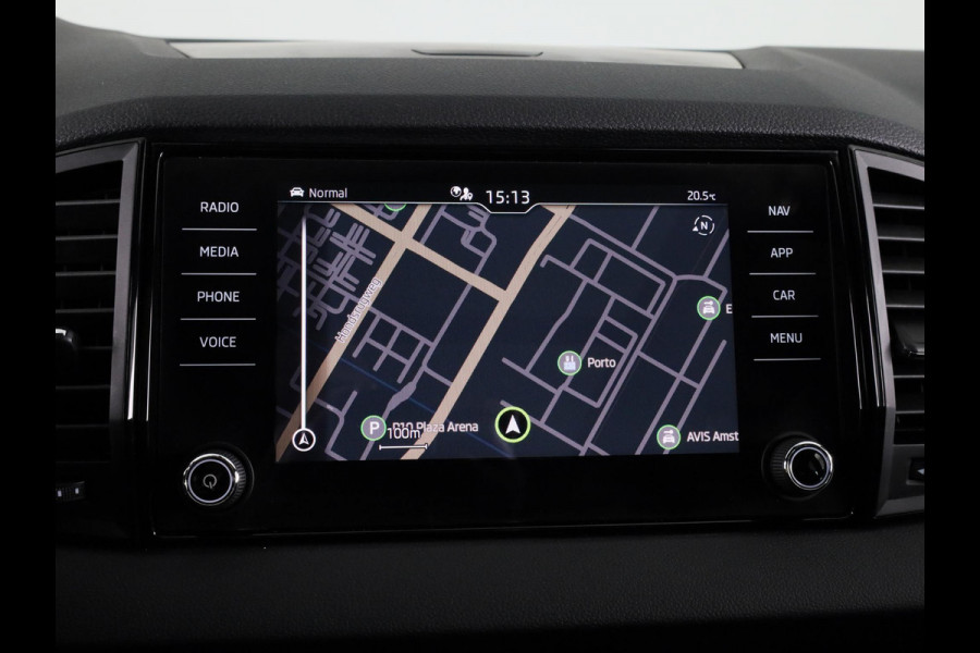 Škoda Karoq 1.5 TSI ACT Sportline Business 150pk DSG | Panoramadak | 19 inch Lichtmetalen velgen | Navigatie | Virtual Cockpit