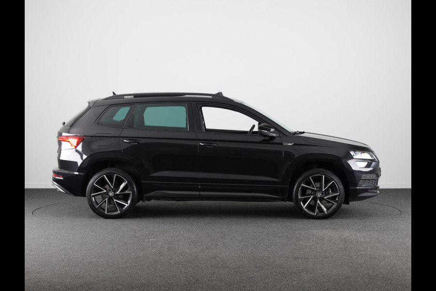 Škoda Karoq 1.5 TSI ACT Sportline Business 150pk DSG | Panoramadak | 19 inch Lichtmetalen velgen | Navigatie | Virtual Cockpit