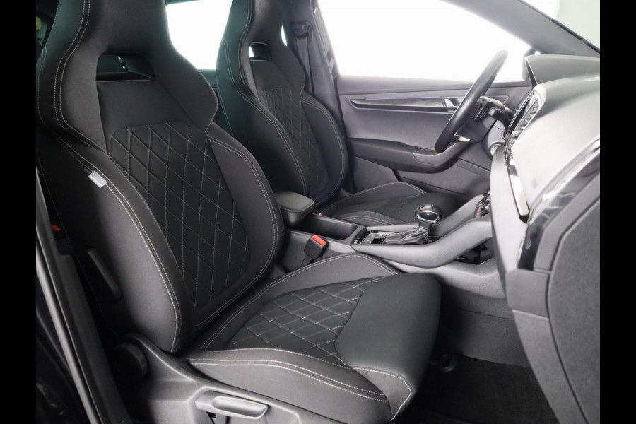 Škoda Karoq 1.5 TSI ACT Sportline Business 150pk DSG | Panoramadak | 19 inch Lichtmetalen velgen | Navigatie | Virtual Cockpit