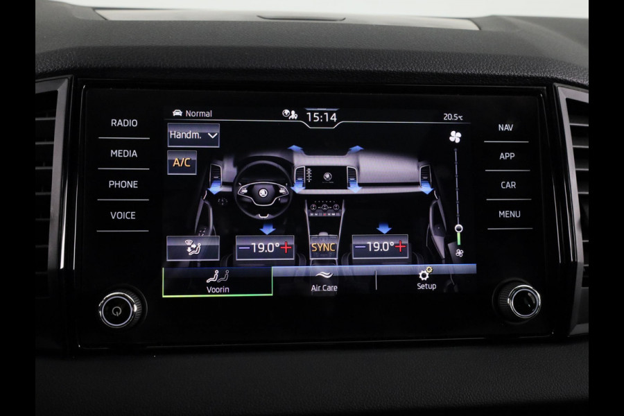 Škoda Karoq 1.5 TSI ACT Sportline Business 150pk DSG | Panoramadak | 19 inch Lichtmetalen velgen | Navigatie | Virtual Cockpit