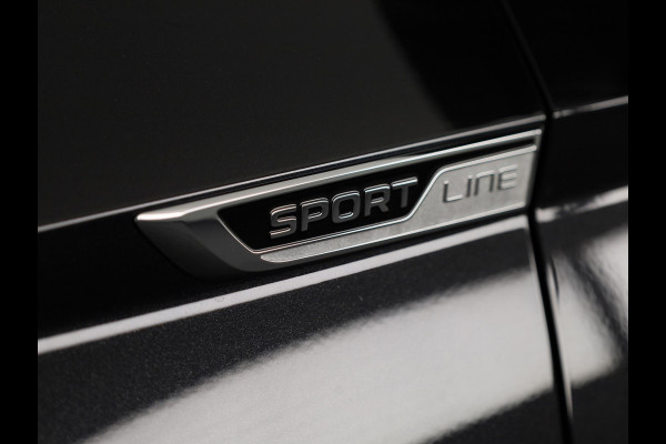 Škoda Karoq 1.5 TSI ACT Sportline Business 150pk DSG | Panoramadak | 19 inch Lichtmetalen velgen | Navigatie | Virtual Cockpit