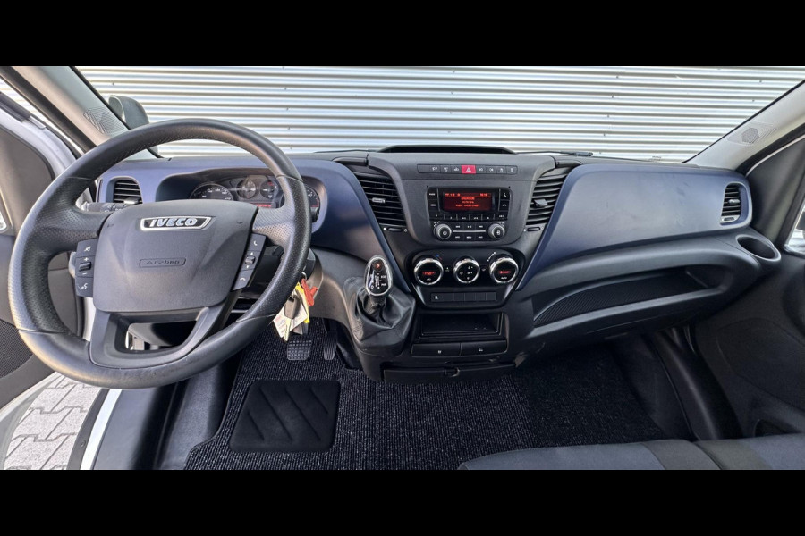Iveco Daily 35C18V 3.0 automaat bakwagen met laadklep