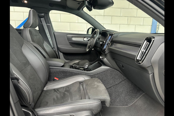 Volvo XC40 2.0 B4 R-Design Pano| Blis|Keyless|R-Camera|Full