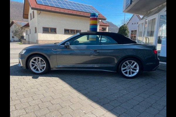 Audi A5 Cabriolet 40 Tfsi S-Tronic (150kW/204pk) ** MATRIX, LEDER, VIRTUAL, NEKVERW, 18-inch LMV, ADAPT. CRUISE ** 1e EIG - € 28.600,= onder NP ** ** INFORMEER OOK NAAR ONZE AANTREKKELIJKE FINANCIAL-LEASE TARIEVEN **