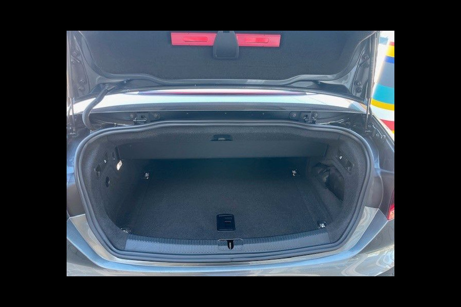 Audi A5 Cabriolet 40 Tfsi S-Tronic (150kW/204pk) ** MATRIX, LEDER, VIRTUAL, NEKVERW, 18-inch LMV, ADAPT. CRUISE ** 1e EIG - € 28.600,= onder NP ** ** INFORMEER OOK NAAR ONZE AANTREKKELIJKE FINANCIAL-LEASE TARIEVEN **
