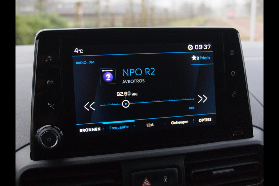 Peugeot Partner 1.5 BlueHDI Premium | Dubbele schuifdeur | Automaat | Apple Carplay | Cruise Control | Parkeersensoren |
