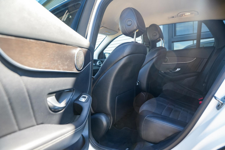 Mercedes-Benz GLC 300e 4MATIC 63 AMG Pakket Adapt. Cruise LED Memory Stoelverw. Camera DAB+ 20''LM