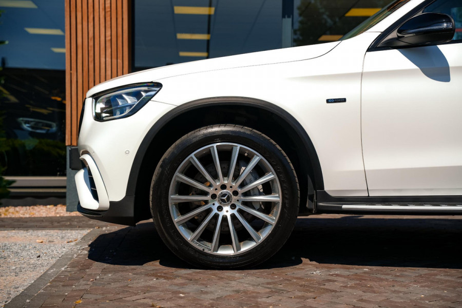 Mercedes-Benz GLC 300e 4MATIC 63 AMG Pakket Adapt. Cruise LED Memory Stoelverw. Camera DAB+ 20''LM