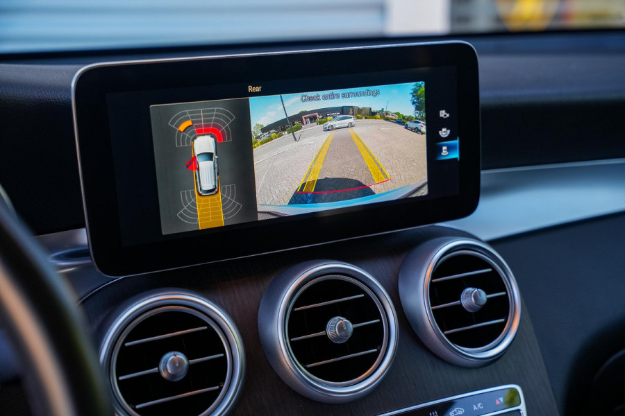 Mercedes-Benz GLC 300e 4MATIC 63 AMG Pakket Adapt. Cruise LED Memory Stoelverw. Camera DAB+ 20''LM