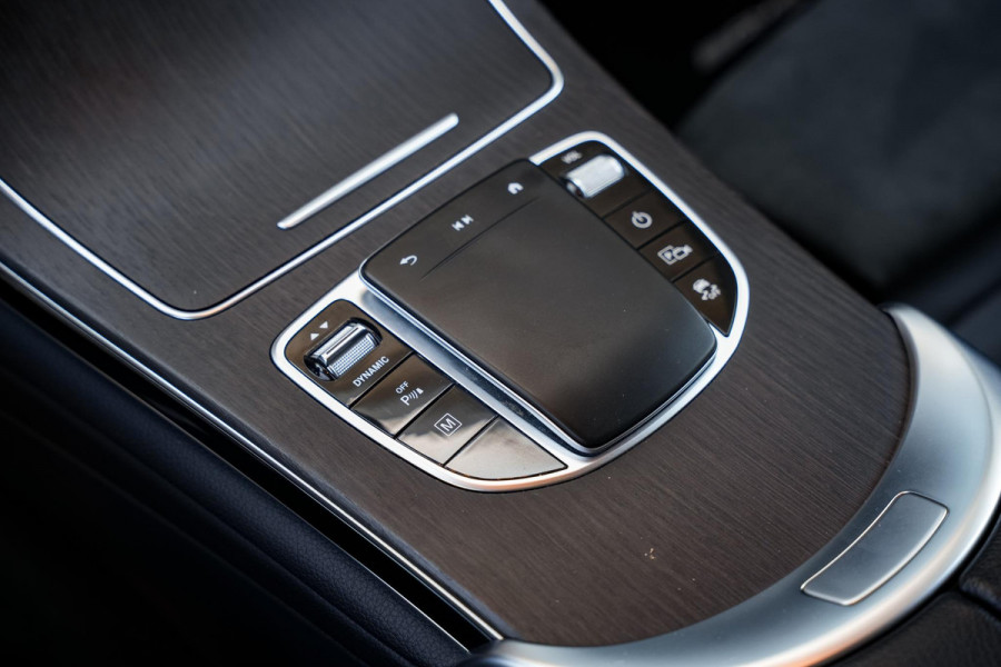 Mercedes-Benz GLC 300e 4MATIC 63 AMG Pakket Adapt. Cruise LED Memory Stoelverw. Camera DAB+ 20''LM