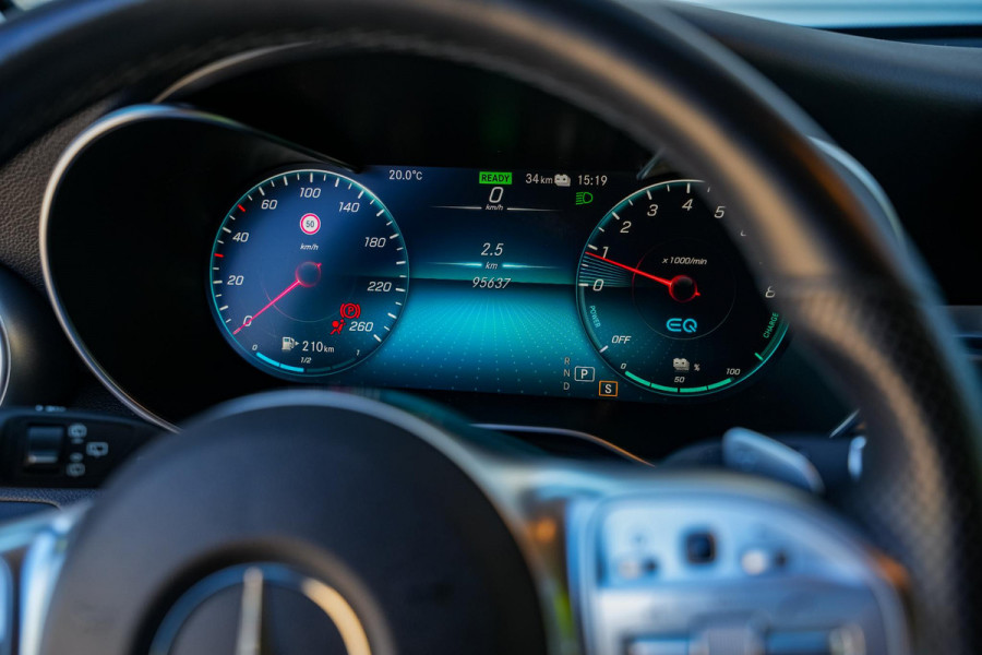 Mercedes-Benz GLC 300e 4MATIC 63 AMG Pakket Adapt. Cruise LED Memory Stoelverw. Camera DAB+ 20''LM
