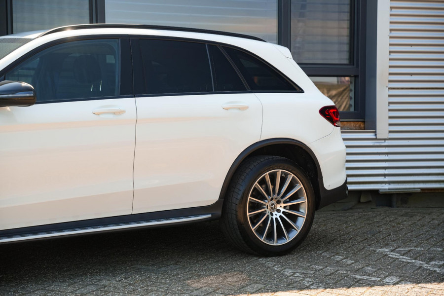 Mercedes-Benz GLC 300e 4MATIC 63 AMG Pakket Adapt. Cruise LED Memory Stoelverw. Camera DAB+ 20''LM